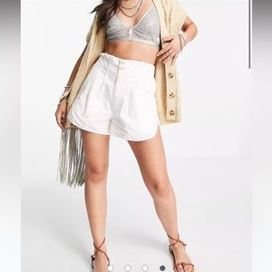 🏷NWT Free People Pleated Pull On Shorts